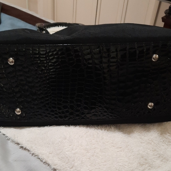 Nicole Miller New York Classic Black Overnight Shoulder Bag wi - Picture 4 of 14